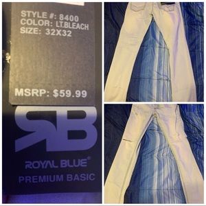 Never worn before pair of skinny jeans